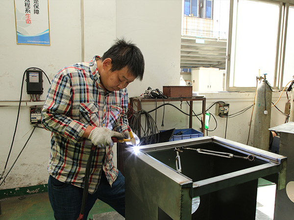 鈑金焊接 鈑金焊接